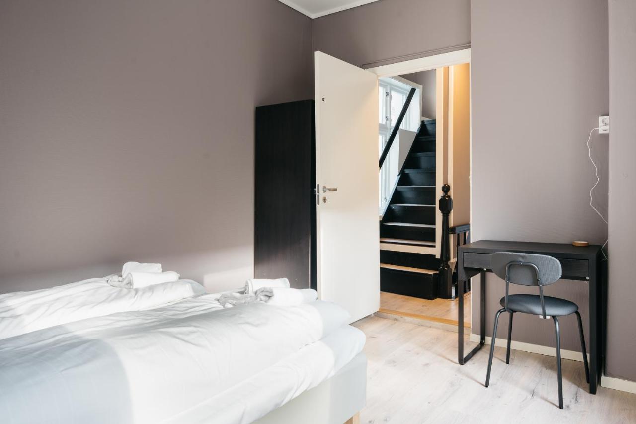 S54 - Private Rooms In The City Center Bergen Exterior photo