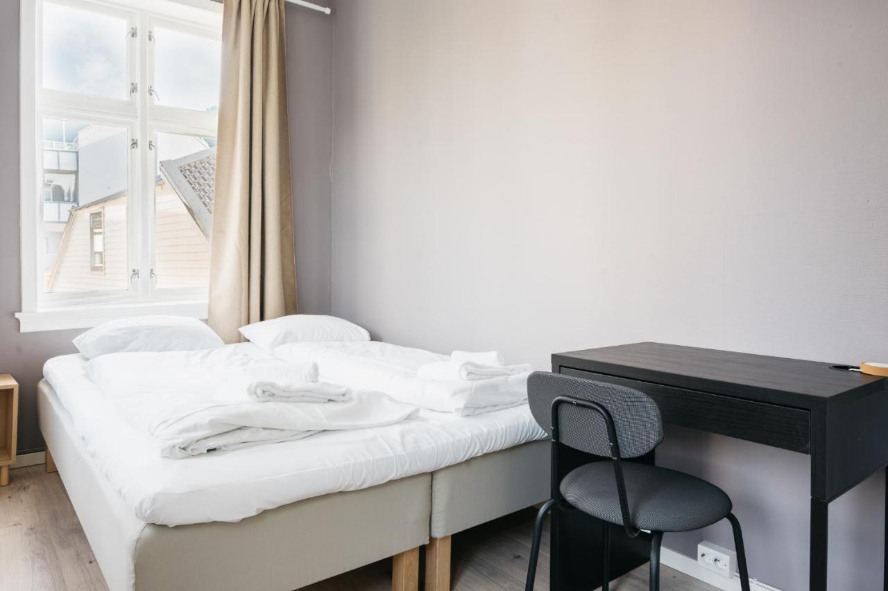 S54 - Private Rooms In The City Center Bergen Exterior photo