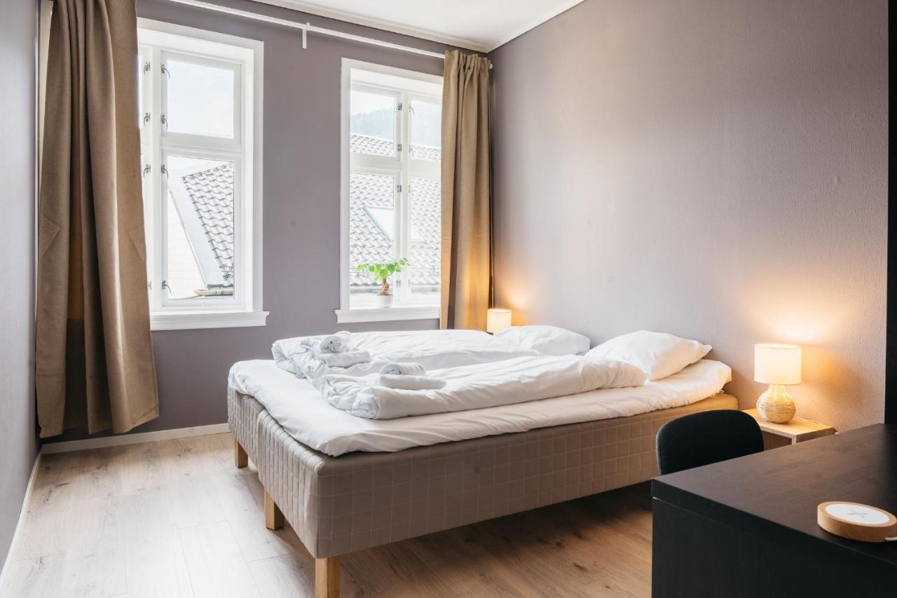 S54 - Private Rooms In The City Center Bergen Exterior photo